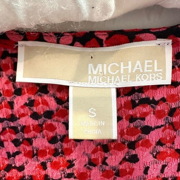 MICHAEL KORS | Red Floral Peplum Blouse Long Sleeve V-Neck Top | Size Small - Picture 7 of 7